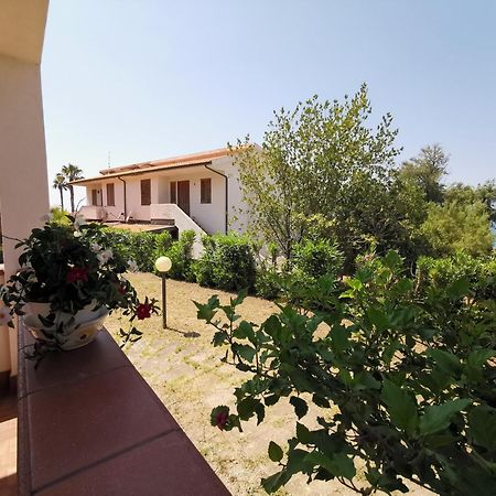 Casa Con Giardino E Terrazzo Vicino Al Mare Vila Piraino Exterior foto